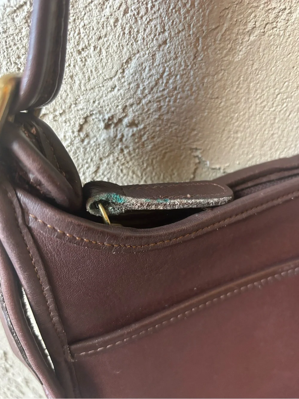 Classic Brown VINTAGE COACH Leather Shoulder Bag